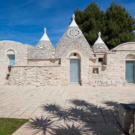 Villa Trulli Le Pupe 12 *