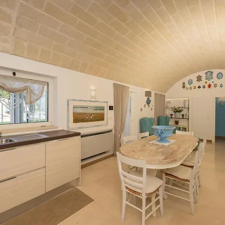Trulli Le Pupe 12